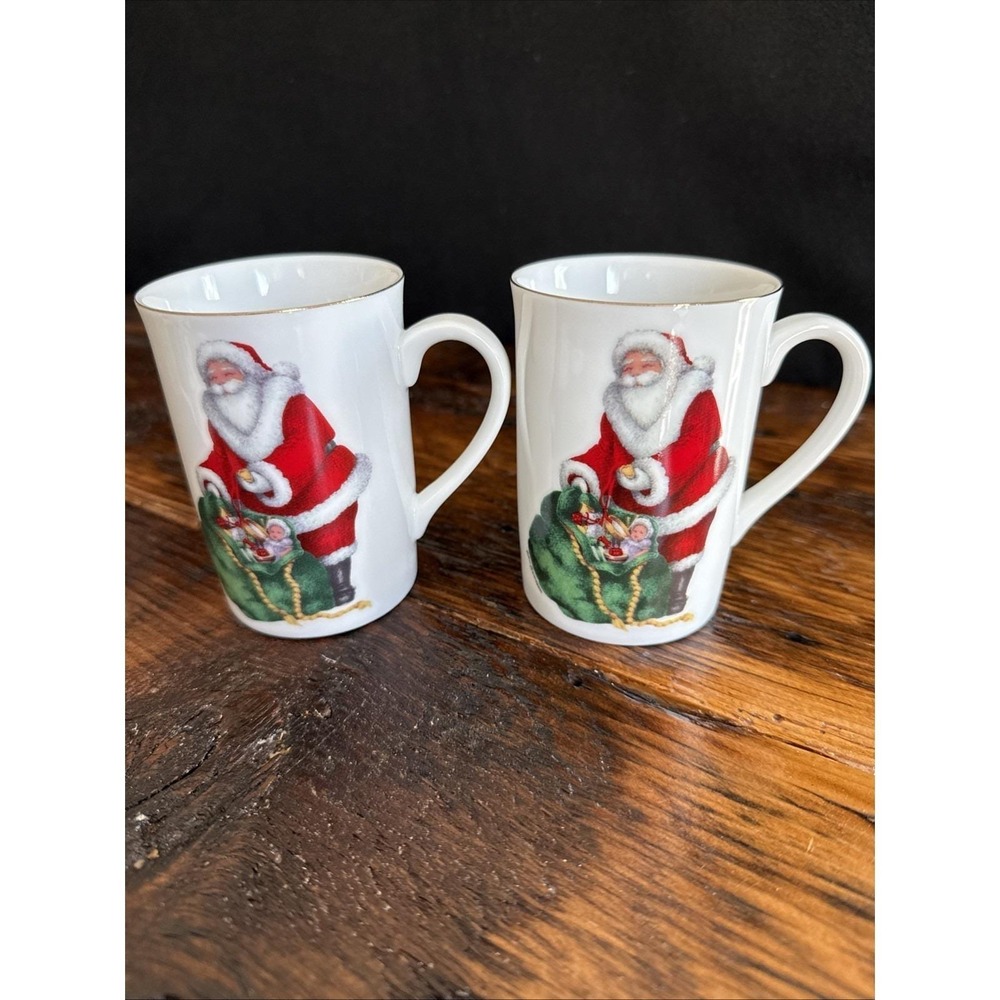Otagiri Santa Claus Mugs - Gold Rim - Japan - Set of 2 Vintage Christmas Mugs